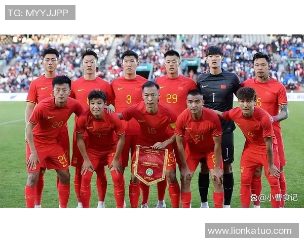 足球明星携手祝福跨年迎新 一起迎接2025年辉煌篇章