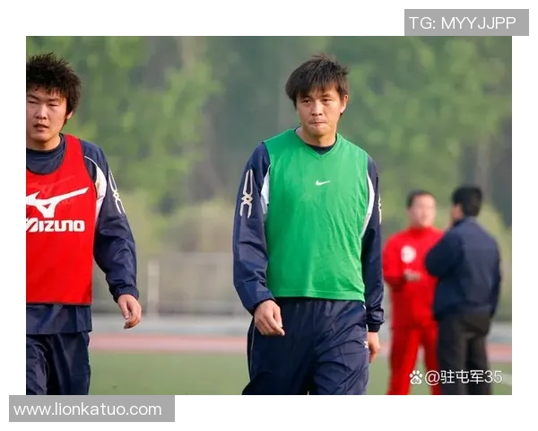 足球球星跑姿解析:不同风格对比赛表现的影响与启示 足球球星跑姿解析:不同风格对比赛表现的影响与启示